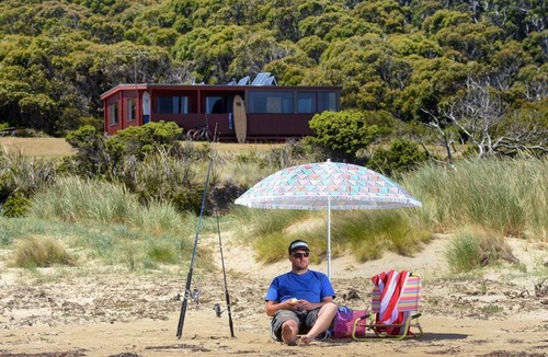 South Bruny Cabin | Cloudy Bay Cabin - Sometimes, the simplest pleasures in life are the best. This sums up Cloudy Bay Cabin; an unpretentious and welcoming little timber cottage surrounded by South Bruny National Park and just metres from the shores of beautiful Cloudy