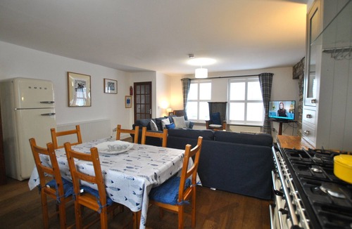 St Monans Cottage | Coast Cottage- traditional fisherman's cottage