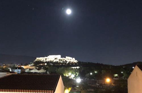 Kerameikos Apartment | COMBO Acropolis view 6 bedrooms 4 bathrooms