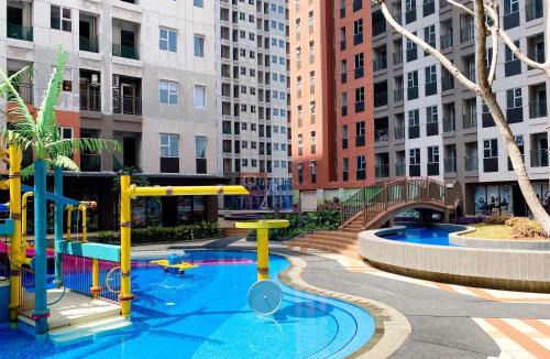 Bekasi Timur Apartment | Comfort 2BR at Transpark Juanda Bekasi Timur Apartment By Travelio