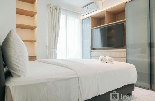Kampung Bali Apartment | Comfortable and Simply 1BR at The Boulevard Apartment By Travelio