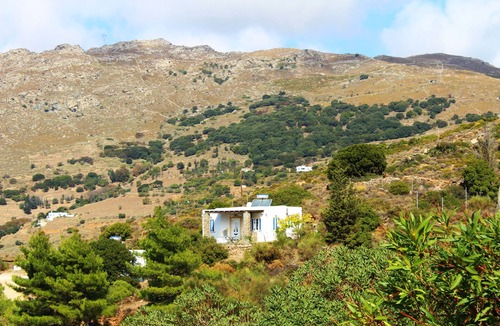 Gavrio House | Comfortable house in a quiet area - fantastic sea view.