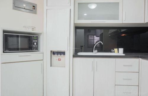 Semanggi Apartment | Comfy and Elegant 2BR at Sudirman Tower Condominium Apartment By Travelio