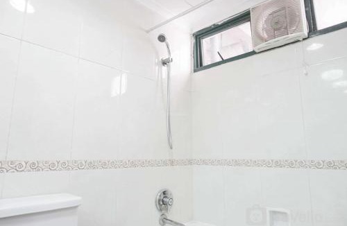 Semanggi Apartment | Comfy and Elegant 2BR at Sudirman Tower Condominium Apartment By Travelio