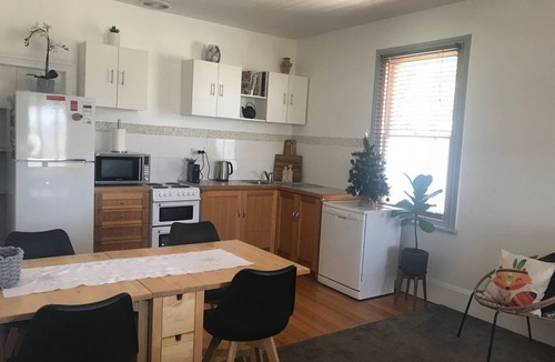 Bellerive Apartment | Comfy home within walking distance to beach, restaurants and Blunderstone area.