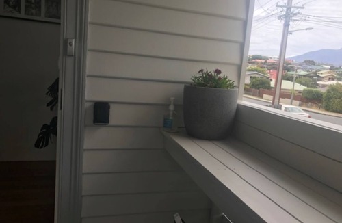 Bellerive Apartment | Comfy home within walking distance to beach, restaurants and Blunderstone area.