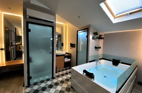 Sirinevler Mahallesi Hotel | Confores Hotel