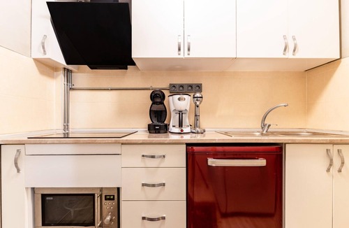 Osmanbey Apartment | Contemporary and Stylish Flat in Sisli
