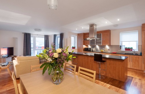 Old Town Apartment | Contemporary three-bedroom apartment with free parking space. Sleeps 5.