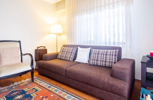 Atasehir Apartment | Convenient Flat 15 min to Buyaka Mall in Atasehir