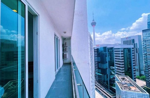 Golden Triangle Apartment | Cool and Cozy Home by Seri Bukit Ceylon Residency