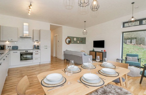Aberfeldy Cottage | COORIE IN, country holiday cottage, with a garden in Aberfeldy