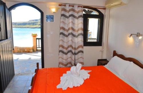 Sitia House | Coral Front Beach
