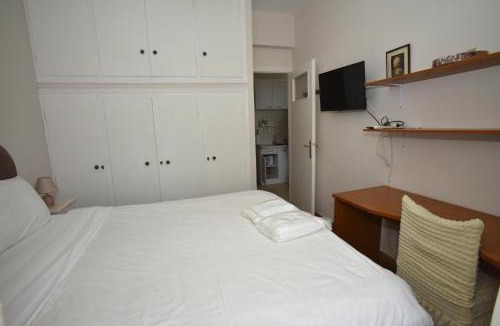 Monemvasia Apartment | Cosmo Rooms - Seaside Elegance with Views of Monemvasia Castle