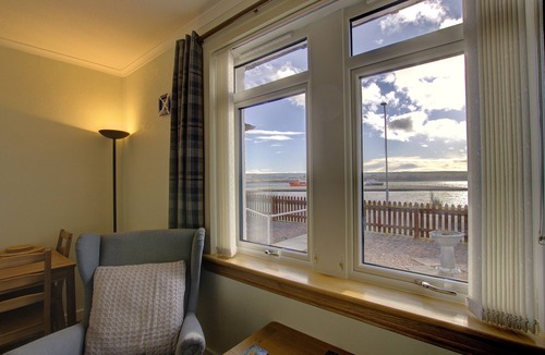 Invergordon House | Cosy 2-bedroom house with panoramic views of the Cromarty Firth