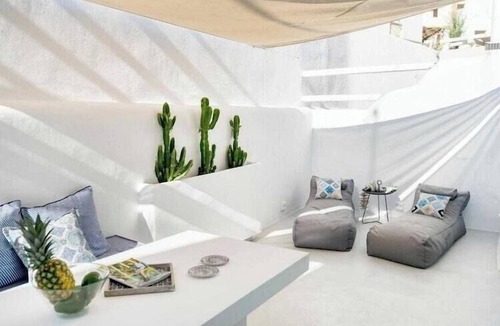Psarou Apartment | Cosy air-conditioned flat -1BD/2P - Mykonos