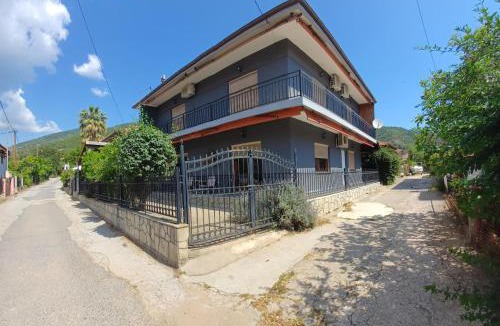 Aristotelis House | Cosy house Stratoni Chalkidiki 300m from beach