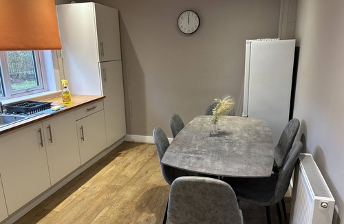 Livingston House | Cosy Up Dated House in Livingston