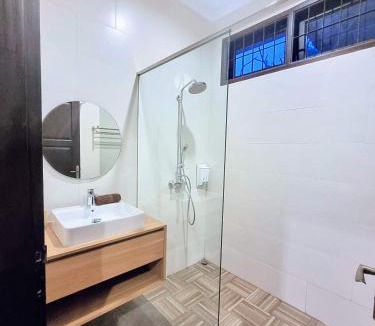 Parongpong Villa | Cottonwood Exclusive Villa @Lembang Asri - Jacuzzi Playground Netflix Billyard
