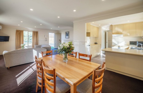 Prospect Vale Apartment | Country Club Villas