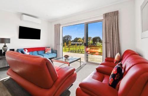 Te Akau House | Country Comfort - only 10 minutes from Hamilton CBD
