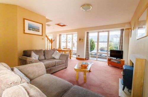 Tomich House | Courtyard Cottage - sleeps 4 with en-suite