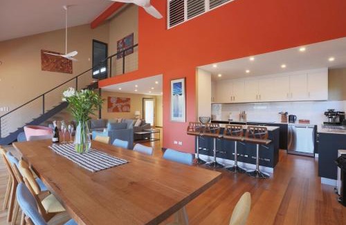 St Helens House | Cove View Retreat