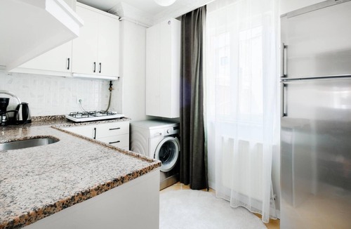 Galata Apartment | Cozy and Classy Flat Near Taksim Square in Beyoglu