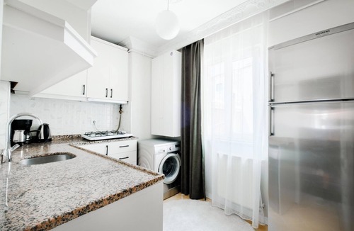 Galata Apartment | Cozy and Classy Flat Near Taksim Square in Beyoglu
