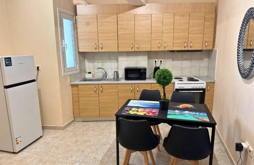 Ano Patisia House | Cozy apartment with Balcony and Fast Wifi in awesome Athens