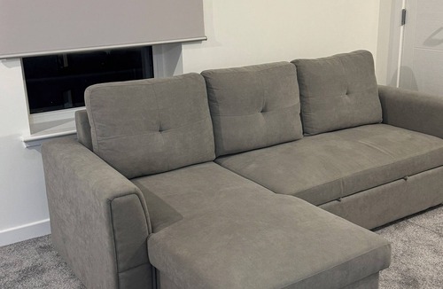 Glasgow Apartment | Cozy apartment with Free parking and WiFi in welcoming City centre