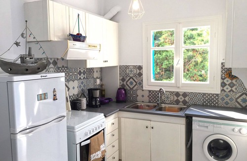 Paleopolis Apartment | Cozy & comfy Apt with Sea View in Chora Andros