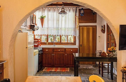 Makrilia Cottage | Cozy cottage in a beautiful village. Super close to beaches ideal for families.n