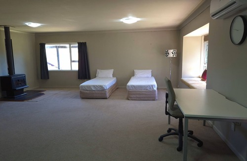 Pokeno Other | Cozy FarmStay with Spa Great spots for family & friends to enjoy