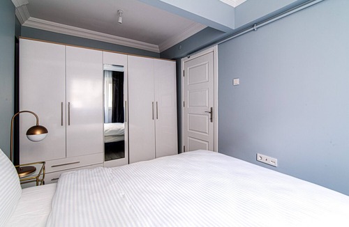 Gumussuyu Mahallesi Apartment | Cozy Flat 2 min to Taksim Square near Metro