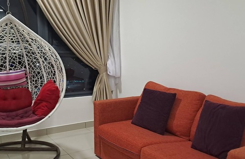 Maluri Apartment | Cozy KL Home! 3min walk to Train Station & Malls
