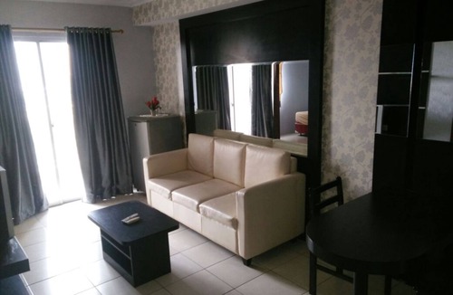Panunggangan Utara Apartment | Cozy Studio Apartment 2 Bedroom Sleeps 3 with Great Location-GWR1108