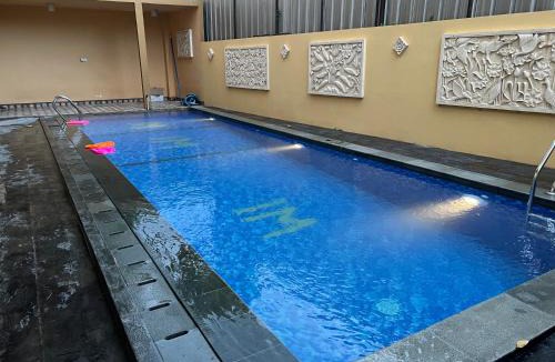 Citaringgul House | Cozy villa with swimming Pool in Sentul