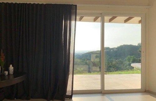 Playa Negra House | House with terrace and pool.
