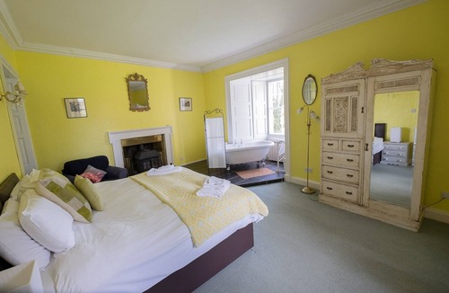 Kilmaurs Other | Craufurdland Castle - Countryside tranquility only 25 mins from Glasgow City