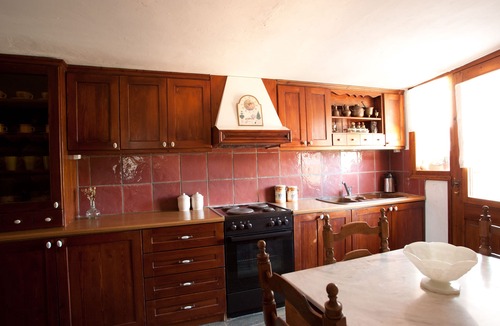 Sivas Villa | Cretan mansion from the 1900 century lovingly restored with garden