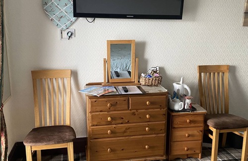 Dingwall House | Cromarty View Guest House
