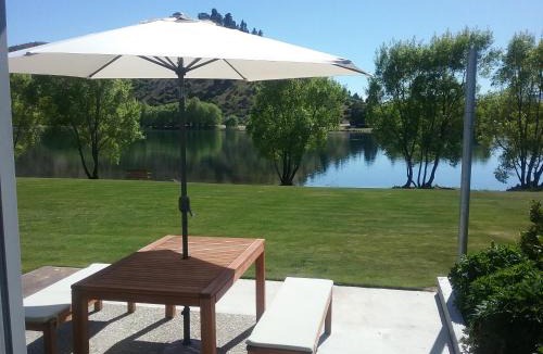 Lowburn Hotel | Cromwell Escape