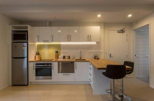 Dunedin City Centre Apartment | Cumberland Street deluxe apartment No2