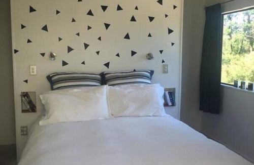 Ostend Cottage | Cute and Cosy 3 Bedroom Cottage