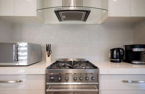 Prospect Apartment | Cute & Cosy 2 Bedroom Unit with Parking & WiFi