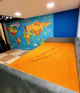 Bandar Sungai Long Hostel | D Cloud Homestay