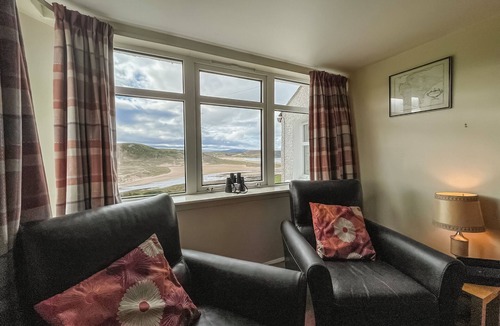 Thurso Cottage | Dalcharn is in a perfect location for exploring, set amongst beautiful views.