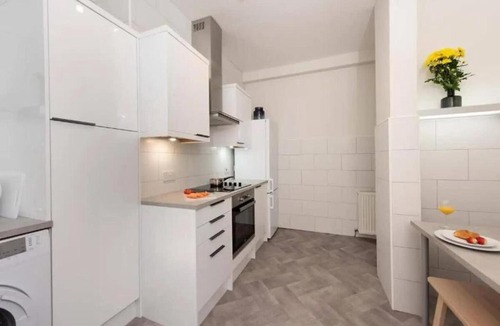 Hamilton House | Dalziel House-3 bedroom Hamilton