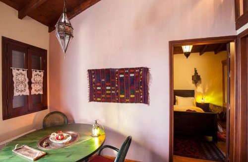 Amfikleia-Elateia House | Dandy Villas Amfiklia - Guest House Dafne - Garden